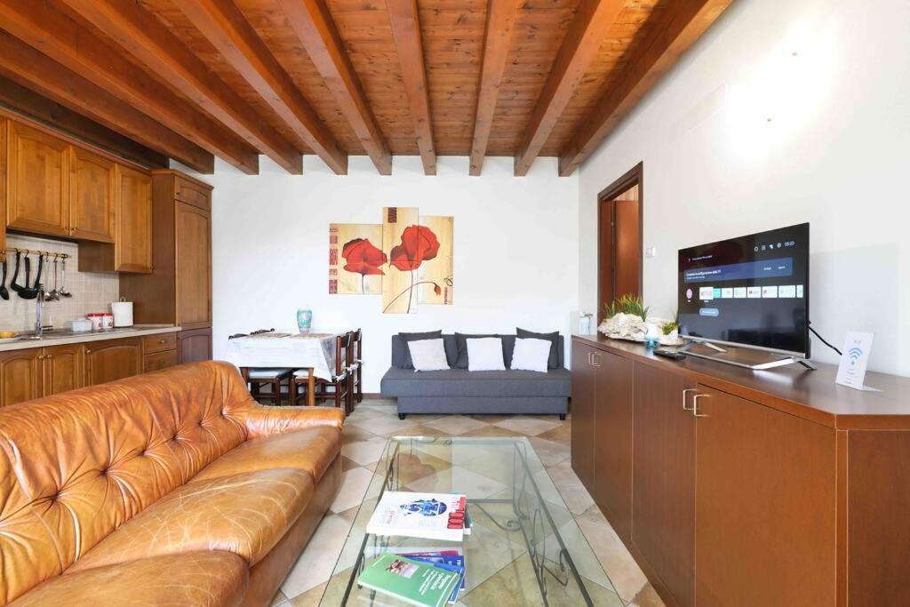 Borgo Di Terzo Bifocale In Centro Storico Check In 24H Fast Wi-Fi Bus 500M Apartment Exterior photo